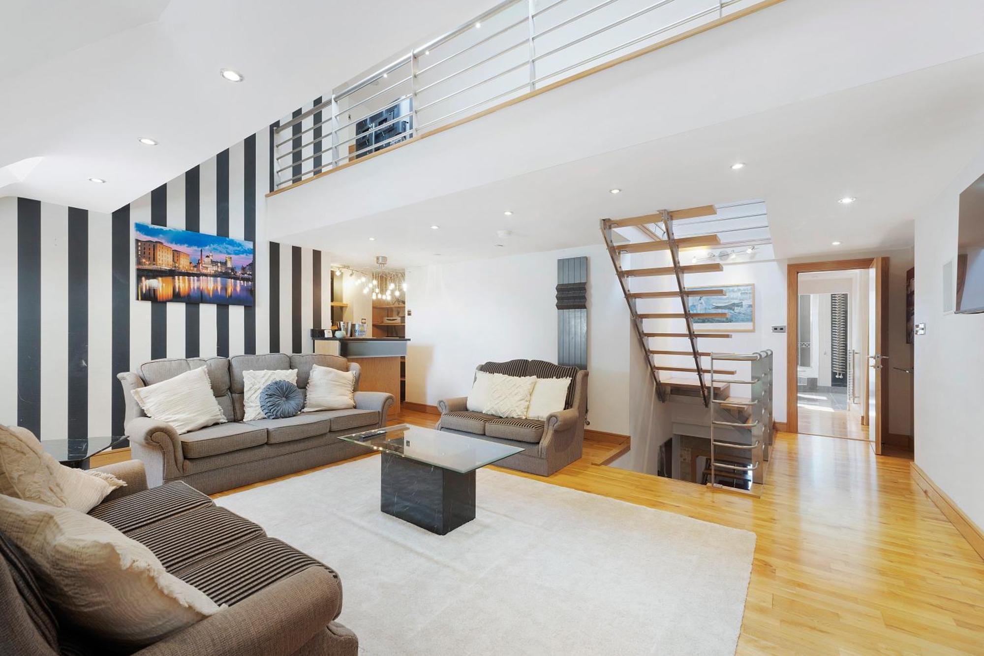 Holiday home New! 4br In Parkfield Road *